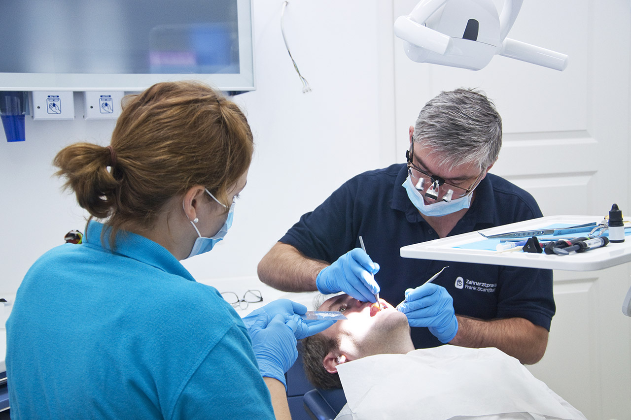 Team der Zahnarztpraxis Frank Stahlfast